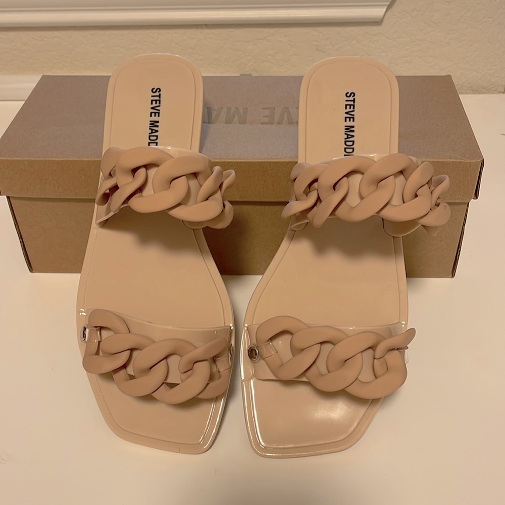 Steve Madden 7